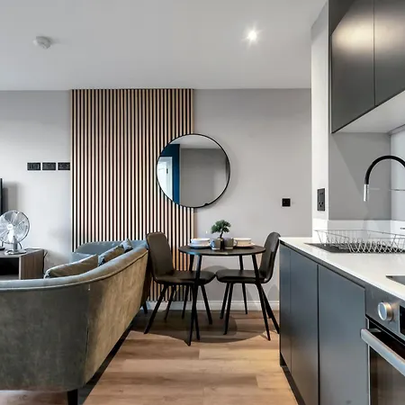 Pinetree Centre Of Appartement Leeds (West Yorkshire)