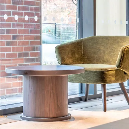 Pinetree Centre Of Leeds (West Yorkshire)