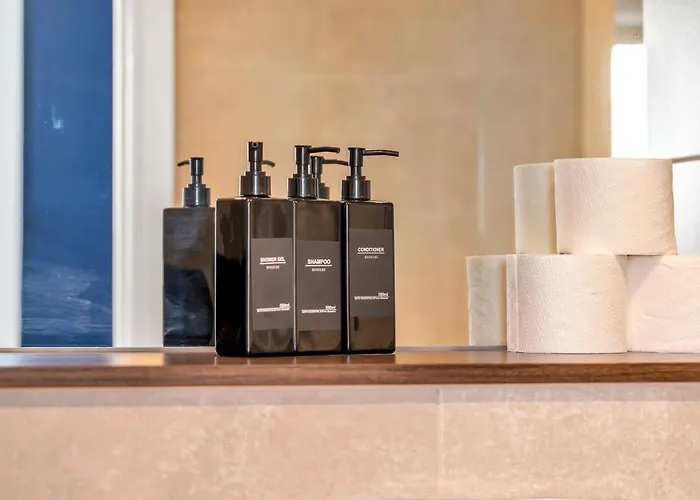 Pinetree Centre Of *