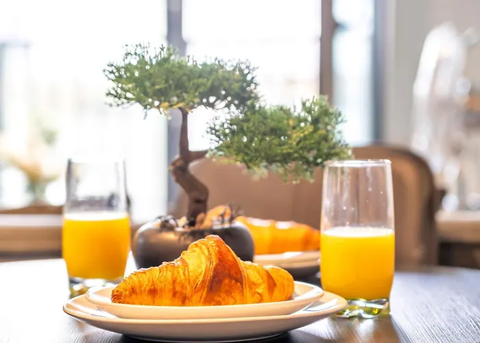 Pinetree Centre Of Лідс