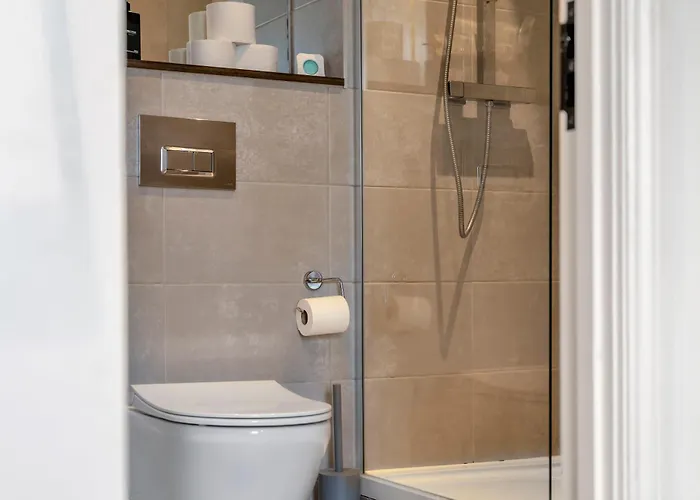 Διαμέρισμα Pinetree Centre Of