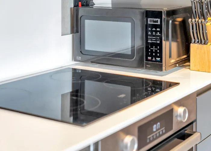 Апартаменти Pinetree Centre Of *