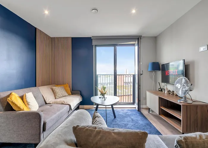 Апартаменти Pinetree Centre Of