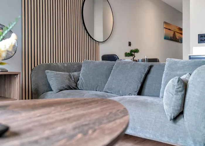 Pinetree Centre Of Апартаменти