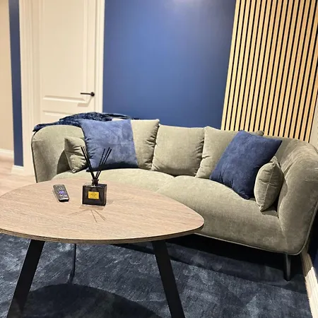 Pinetree Centre Of Leeds Apartment