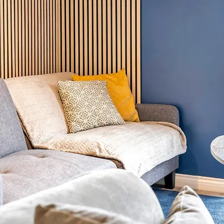 Pinetree Centre Of *